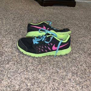Girls Nike sneakers size 1.5, good condition